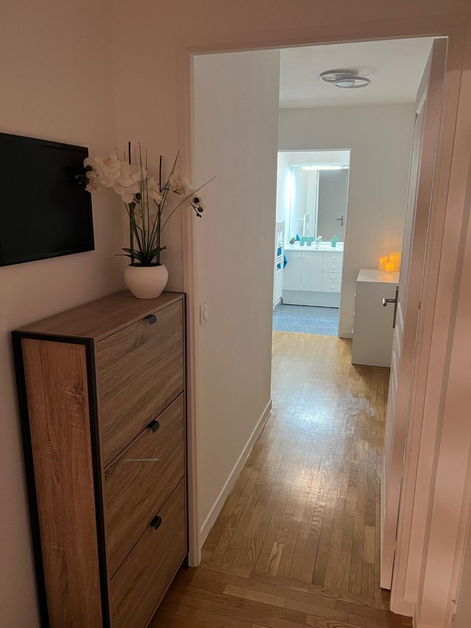 Paris-Montrouge Magnifique Appartement 3 Pieces De 75M2 Avec Parking - Tres Cosy Pour 1 - 8 Personnes Refait A Neuf -Entire Apartment Luxurious And Warm -Montrouge Paris 14Eme - Proche Aeroport Orly Parc Expositions Porte De Versailles Free Wifi Grat Exteriör bild